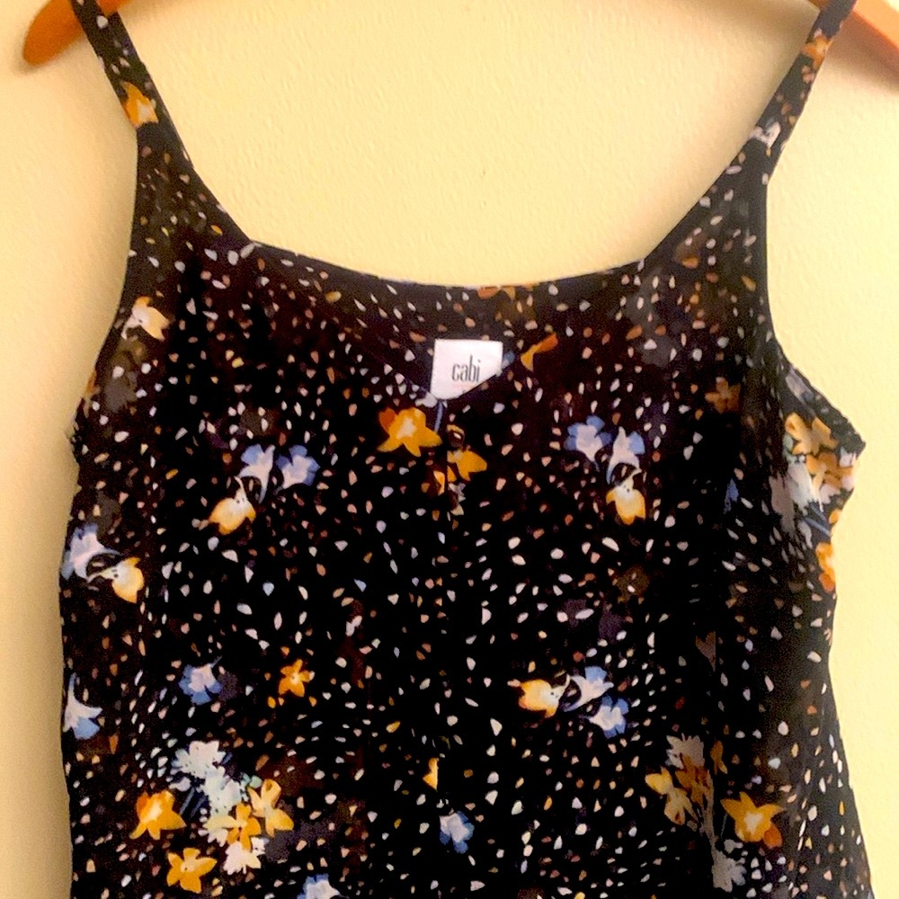 Cabi top